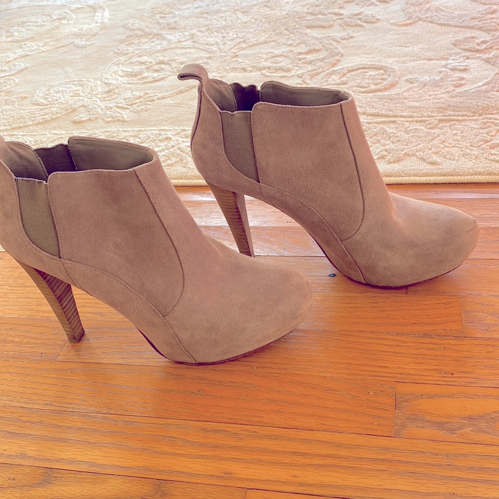 BcbgMaxazria platform suede booties in size 10